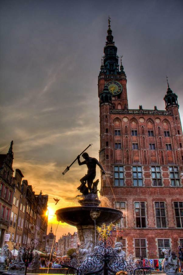 3-Rooms Apartment With Balcony By The Oldtown Gdansk Exterior foto